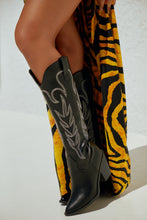 Load image into Gallery viewer, Exclusive Performance Cowgirl Boots - Black