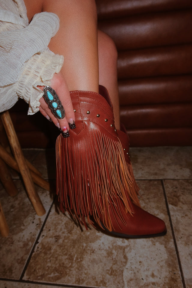 Load image into Gallery viewer, Bayley Fringe Cowgirl Boots - Brown