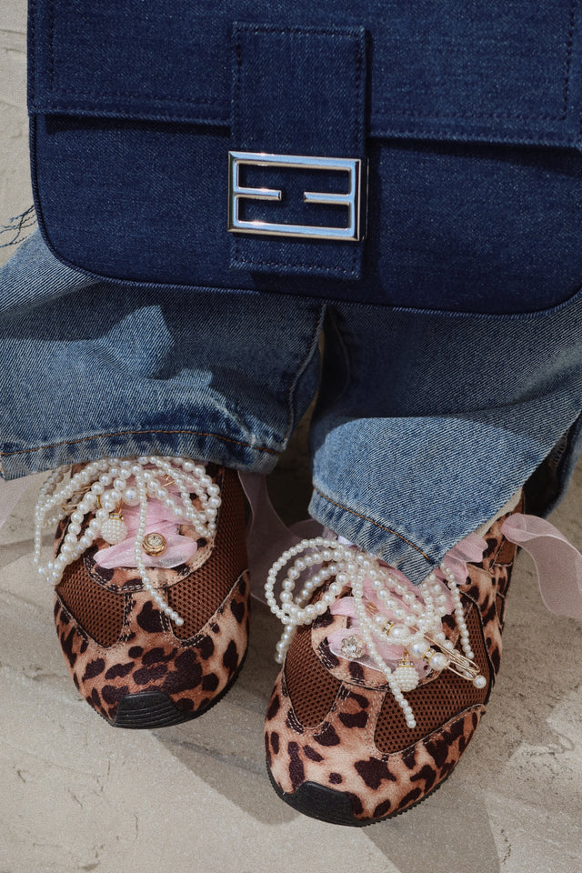 Load image into Gallery viewer, Downtown Stroll Lace Up Sneakers - Leopard