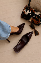 Load image into Gallery viewer, Kelly Slingback Pointed Toe Heels - Brown