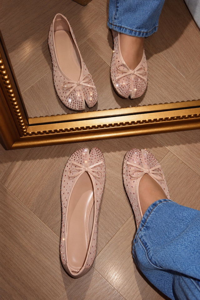 Load image into Gallery viewer, Amelie Rhinestone Mesh Tabi Ballet Flats – Nude