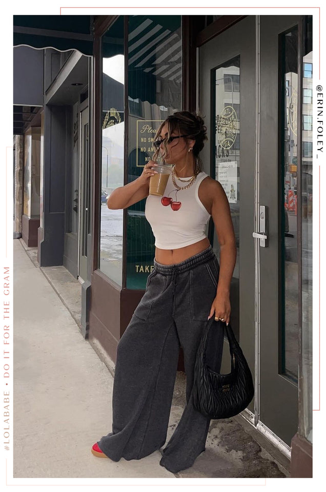 Load image into Gallery viewer, Cozy Moments Crop Sweater - Black