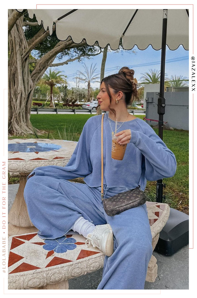 Load image into Gallery viewer, Cozy Moments Crop Sweater - Blue