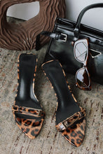 Load image into Gallery viewer, Karyn Mid Heel Mules - Leopard