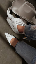 Load image into Gallery viewer, Lauryn Pump Heel Mules - White