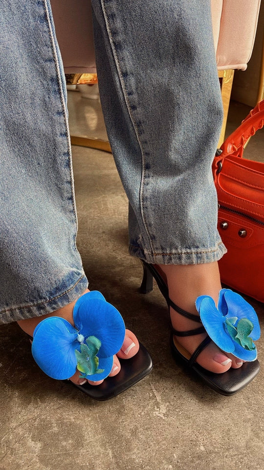 Load image into Gallery viewer, Malia Floral Mid Heel Mules - Black