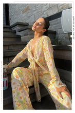 Load image into Gallery viewer, Nadiah Long Sleeve Cover Up Top - Floral