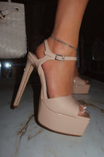 Load image into Gallery viewer, Paulina Platform High Heels - Nude