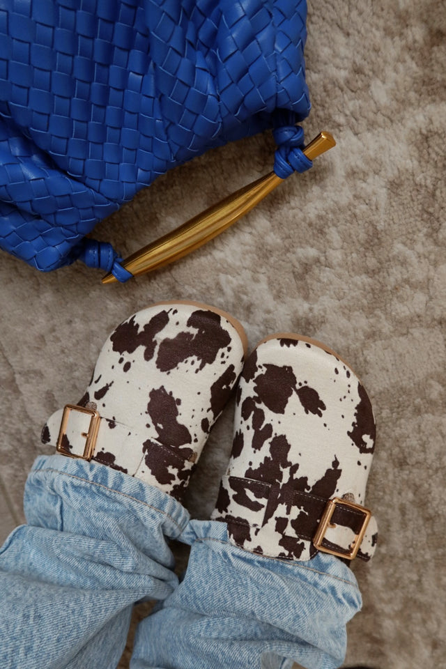 Load image into Gallery viewer, Slip Into Cozy Slip On Flats - Cow