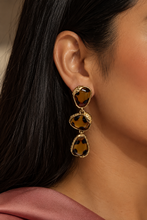 Load image into Gallery viewer, Evelyn Tortoise Statement Drop Earrings – Gold