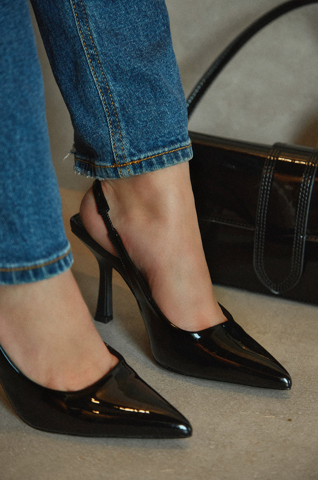 Load image into Gallery viewer, Kelly Slingback Pointed Toe Heels - Black