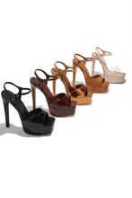 Load image into Gallery viewer, Bombshell Strut Platform High Heels - Camel