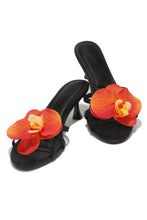 Load image into Gallery viewer, Alyssa Rosette Mid Heel Mules - Black