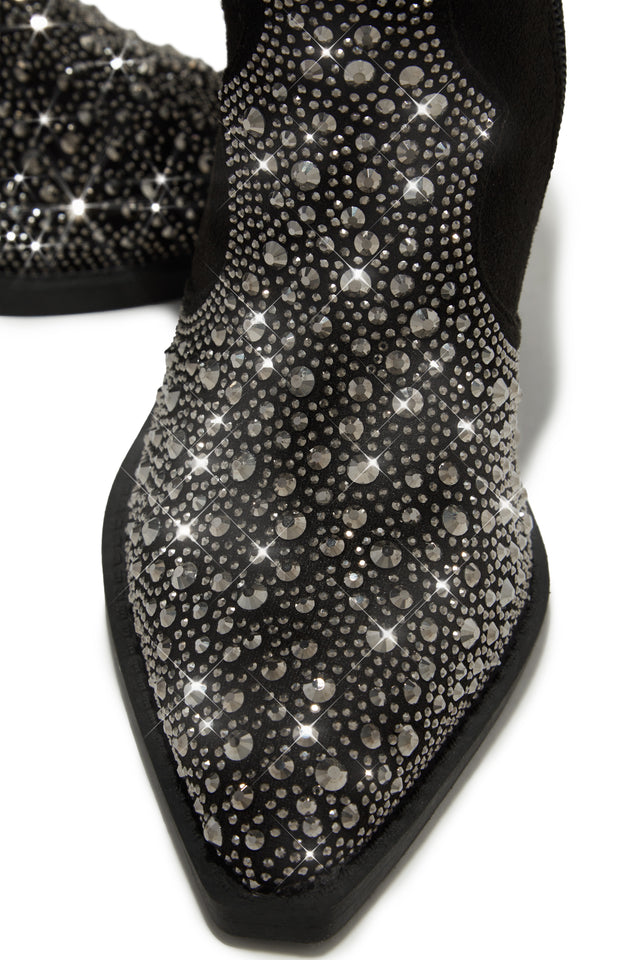 Load image into Gallery viewer, Black Embellished Cowgirl Boots