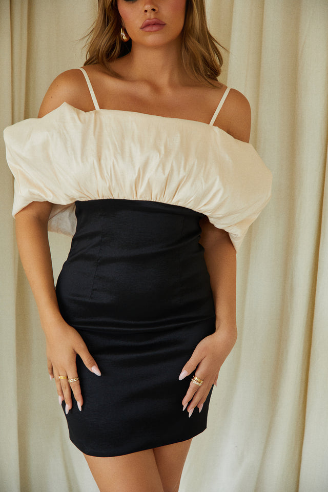Load image into Gallery viewer, Off Shoulder Mini Dress