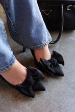 Load image into Gallery viewer, Kirstie Bow Slingback Pumps - Black