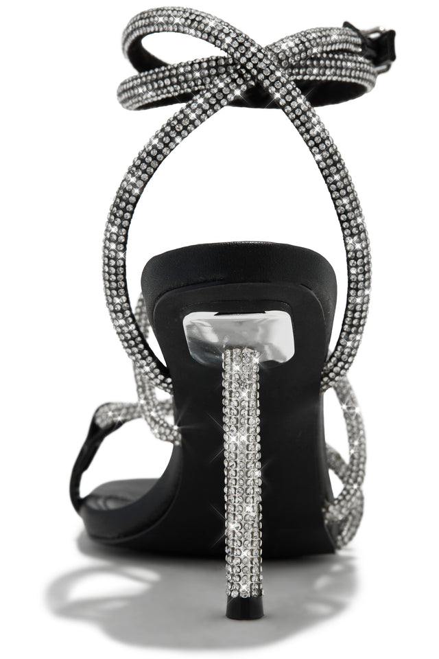 Load image into Gallery viewer, Black Embellished Single Sole Heels