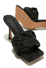 Load image into Gallery viewer, Black Heels