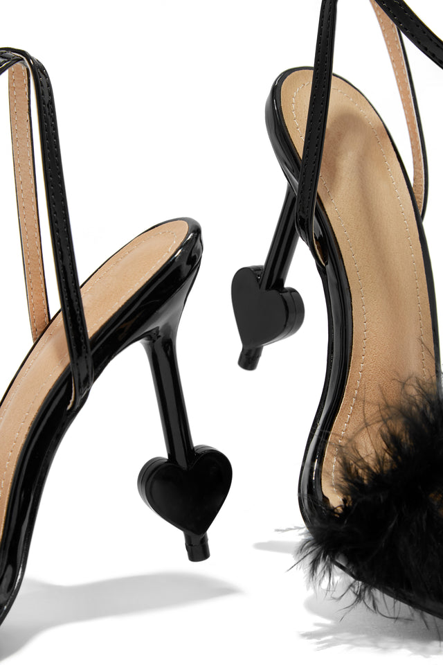 Load image into Gallery viewer, Black Single Sole Heart Detailed High Heels