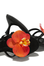 Load image into Gallery viewer, Alyssa Rosette Mid Heel Mules - Black