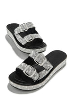 Load image into Gallery viewer, Maldives Island Embellished Platform Slip On Sandals - Black
