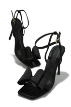 Load image into Gallery viewer, Pretty Nights Bow High Heels - Black