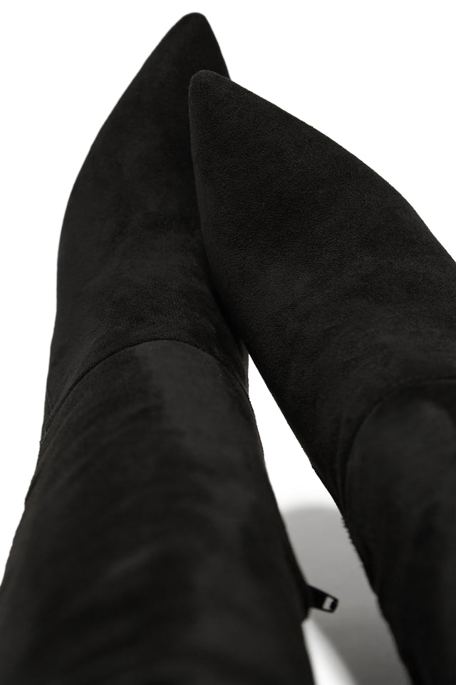 Load image into Gallery viewer, Scarlette Below The Knee Heel Boots - Black