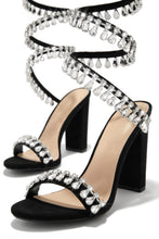 Load image into Gallery viewer, Black Embellished Block Heels