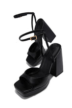 Load image into Gallery viewer, Kami Platform Block Heels - Black