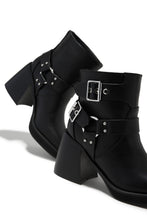 Load image into Gallery viewer, Daryn Block Heel Ankle Boots - Black