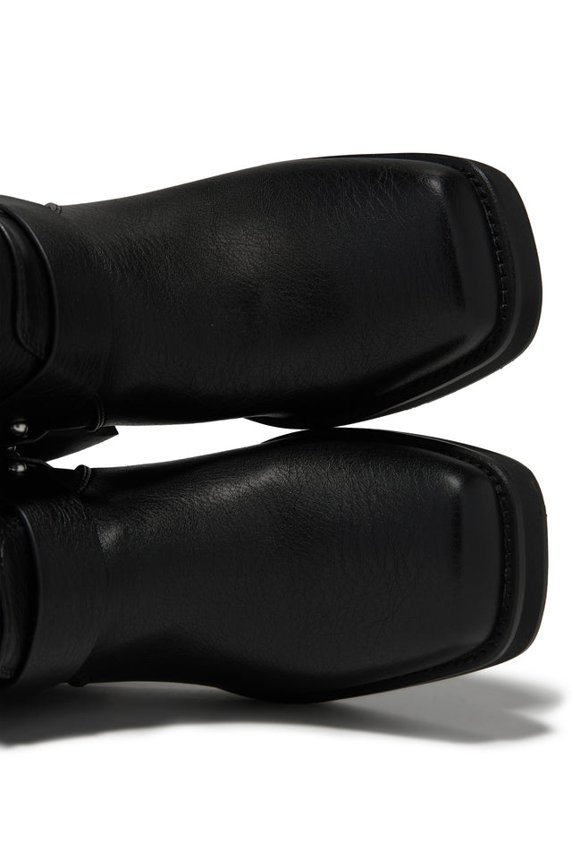 Load image into Gallery viewer, Daryn Block Heel Ankle Boots - Black