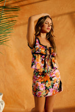 Load image into Gallery viewer, Satin Floral Set