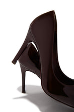 Load image into Gallery viewer, Kylan Heel Pumps - Brown