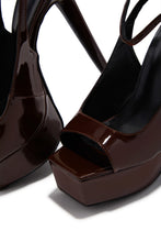 Load image into Gallery viewer, Ameli Platform High Heels - Brown