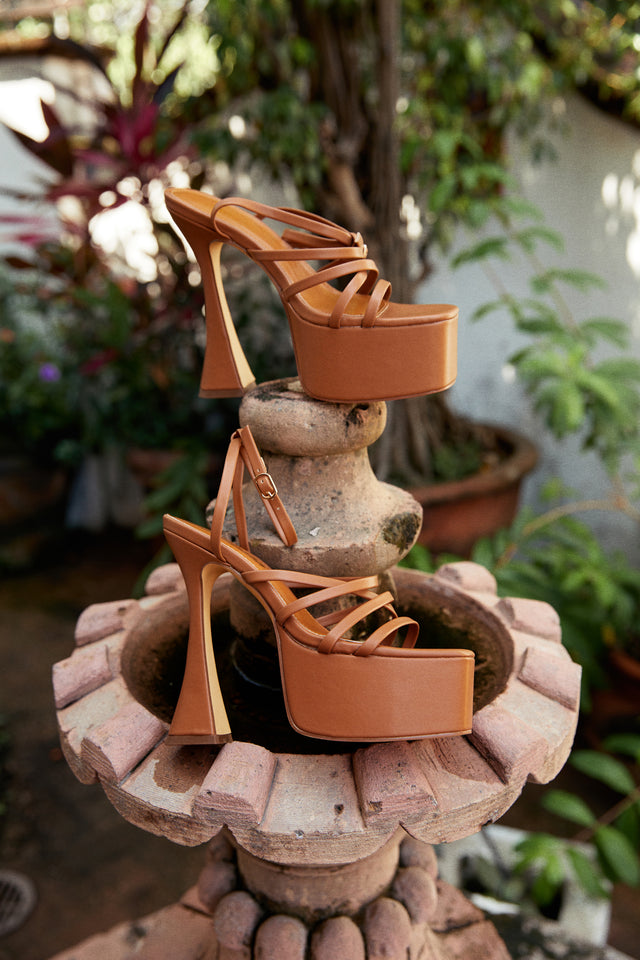 Load image into Gallery viewer, Rozalia Platform High Heels - Camel