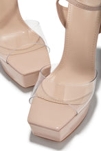 Load image into Gallery viewer, Bombshell Strut Platform High Heels - Clear