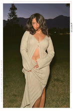 Load image into Gallery viewer, Evelia High Waist Maxi Skirt - Green