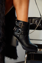 Load image into Gallery viewer, Daryn Block Heel Ankle Boots - Black
