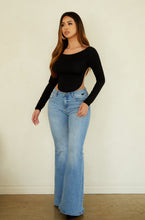 Load image into Gallery viewer, Blue Wash Jeans