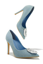 Load image into Gallery viewer, Denim Pumps with Embellished Pendant