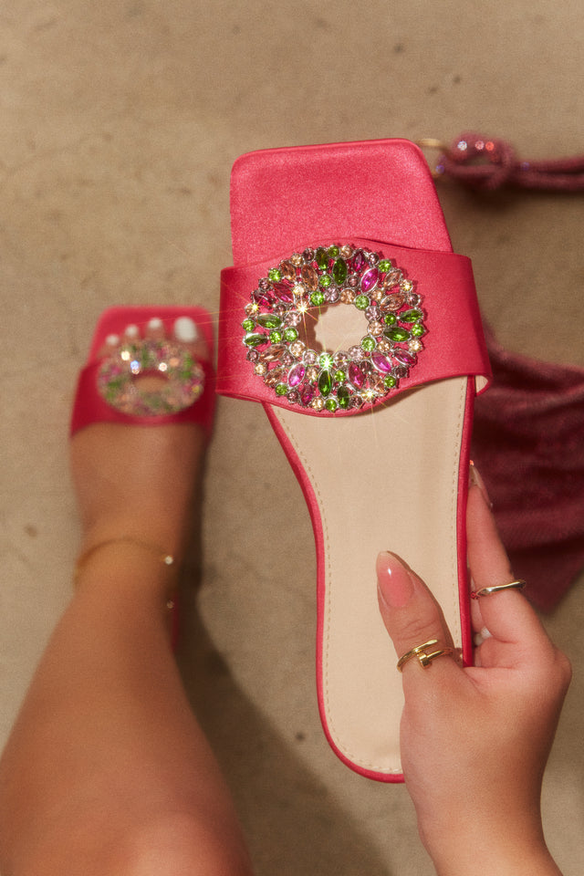 Load image into Gallery viewer, Women Holding Pink Embellished Flats