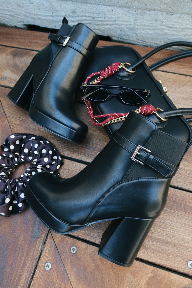 Load image into Gallery viewer, Noelle Platform Block Heel Ankle Boots – Black