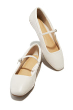 Load image into Gallery viewer, Zoe Flats - Silver