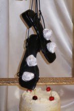 Load image into Gallery viewer, Forever Rose Floral Sandals - Black White