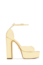 Load image into Gallery viewer, Aliyah Platform Block Heels - Gold