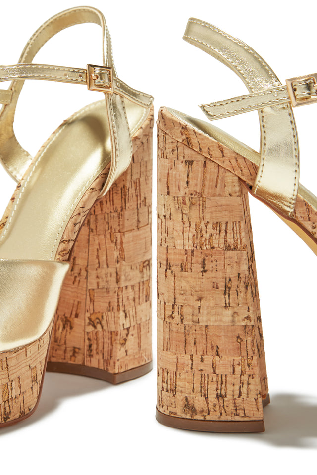 Load image into Gallery viewer, Elyna Platform Block Heels - Gold