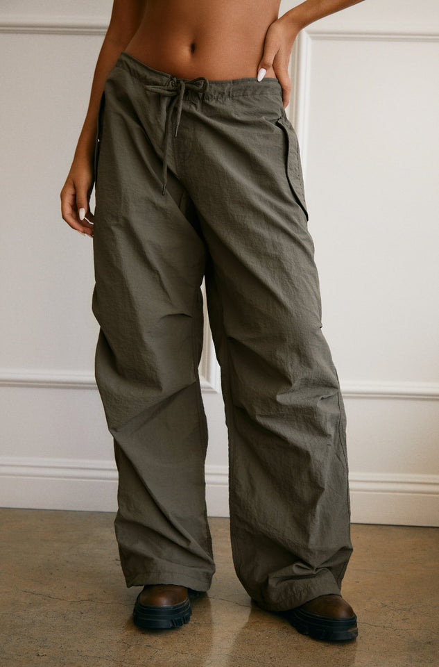 Load image into Gallery viewer, Green Nylon Parachute Pant