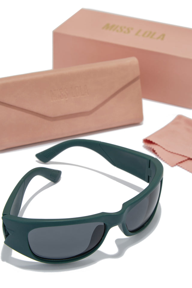 Load image into Gallery viewer, Kyata Oversized Sunglasses - Green