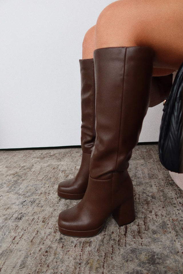 Load image into Gallery viewer, Hudson Wide Fit Platform Block Heel Boots - Brown