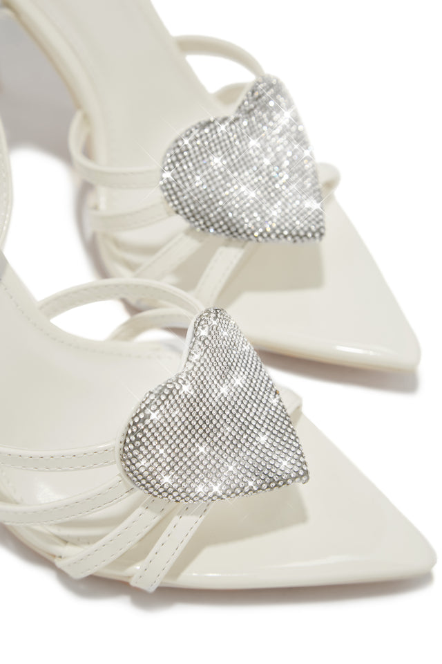 Load image into Gallery viewer, Cream Embellished Heels